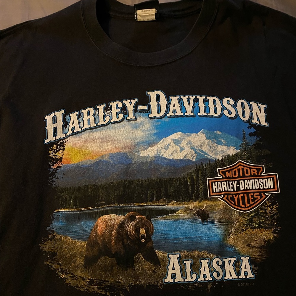 RARE - Alaska Harley Davidson short sleeve t-shirt. Size 2XL.